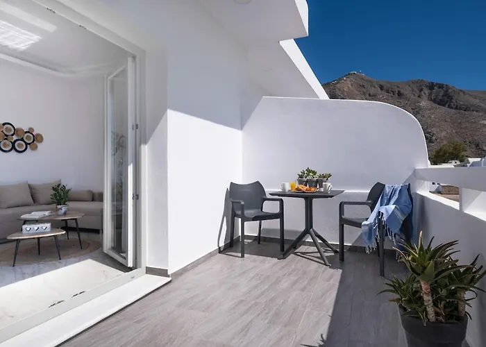 Bellagio Perissa (Santorini)